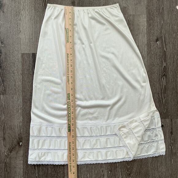 Vintage Sears White Half Slip with Lace Accent Women's Medium Skirt - Picture 5 of 6
